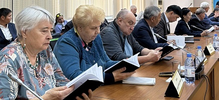 Архивте Манаш Қозыбаевтың хаттары жарияланған кітап таныстырылды фото галереи 4